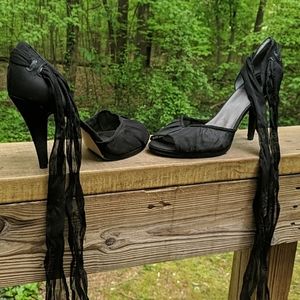 Nine West black wrap around tie  sandal sz size 12